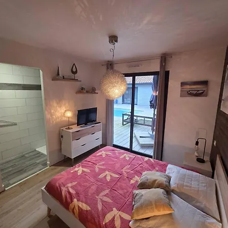 Avec Piscine, Animaux Admis - 6 Pers. - Fr-1-857-73 Villa *