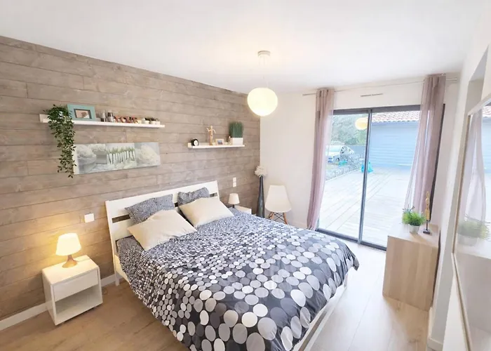 Villa Avec Piscine, Animaux Admis - 6 Pers. - Fr-1-857-73 *